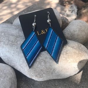 🌸🌸3 for $20🌸🌸 Serape earrings